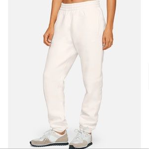 Outdoor Voices Nimbus Sweatpants ☁️